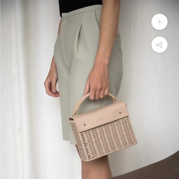 Wicker Wings - Picture 1 of 6